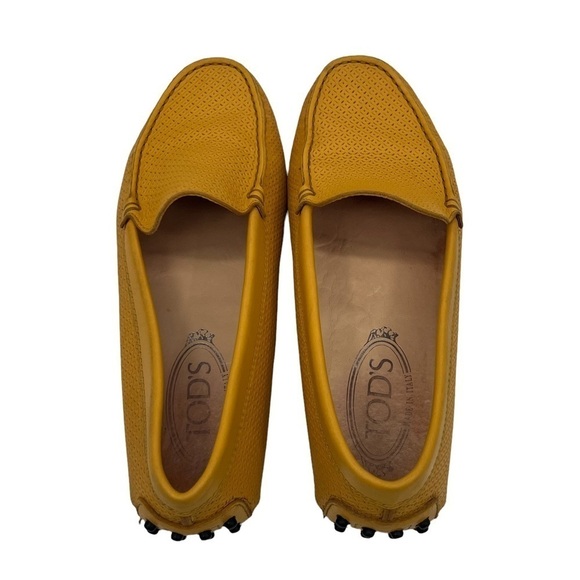 Tod's Yellow Driving Loafer Flats Size 37 Women's - Picture 5 of 9